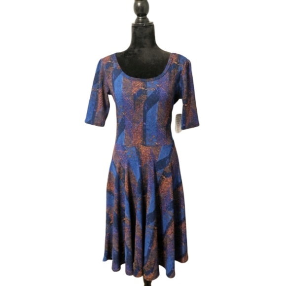 LuLaRoe Dresses & Skirts - LuLaRoe Linear Print Nicole Dress